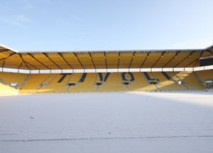 Schnee schippen auf dem Tivoli