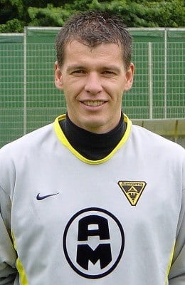 1  Stephan Straub