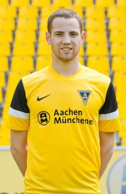 11  Fabian Bäcker