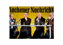 Nachrichten-Talk mit dem Trainer-Duo