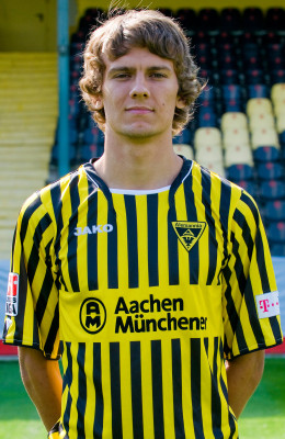 16  Florian Müller