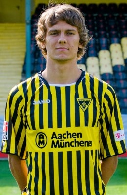 16  Florian Müller