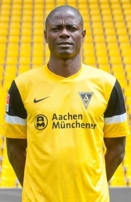 19  Seyi Olajengbesi