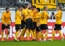 Alemannia überzeugt beim 3:0 gegen Verl