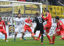 Alemannia zwingt Oberhausen in die Knie