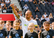  Torfestival mit Tränen-Abschied