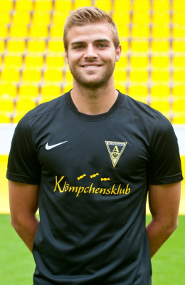 24  Sascha Herröder