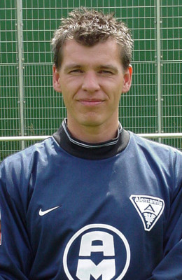 24  Stephan Straub