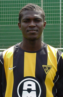 29  Edwin Bediako