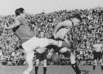 Stimmungsvolles Traditionsduell am Tivoli