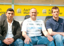 Kefkir und Melka unterschreiben im Doppelpack