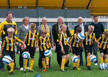 Alkmaar und Hafnarfjördur sind eröffnet