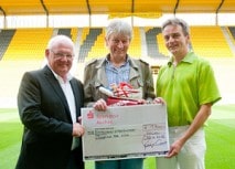 Leichtathleten spenden für guten Zweck