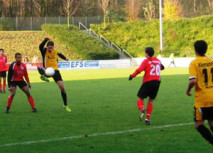 Alemannia II vergibt Sieg in Unterzahl