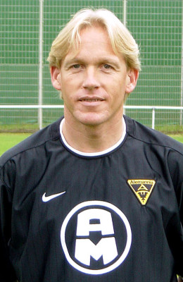 8  Eric van der Luer