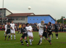 Die Zivilisten behalten die Oberhand