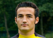 Kreuzbandriss bei Faton Popova