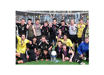 Alemannia II holt den Pokal!