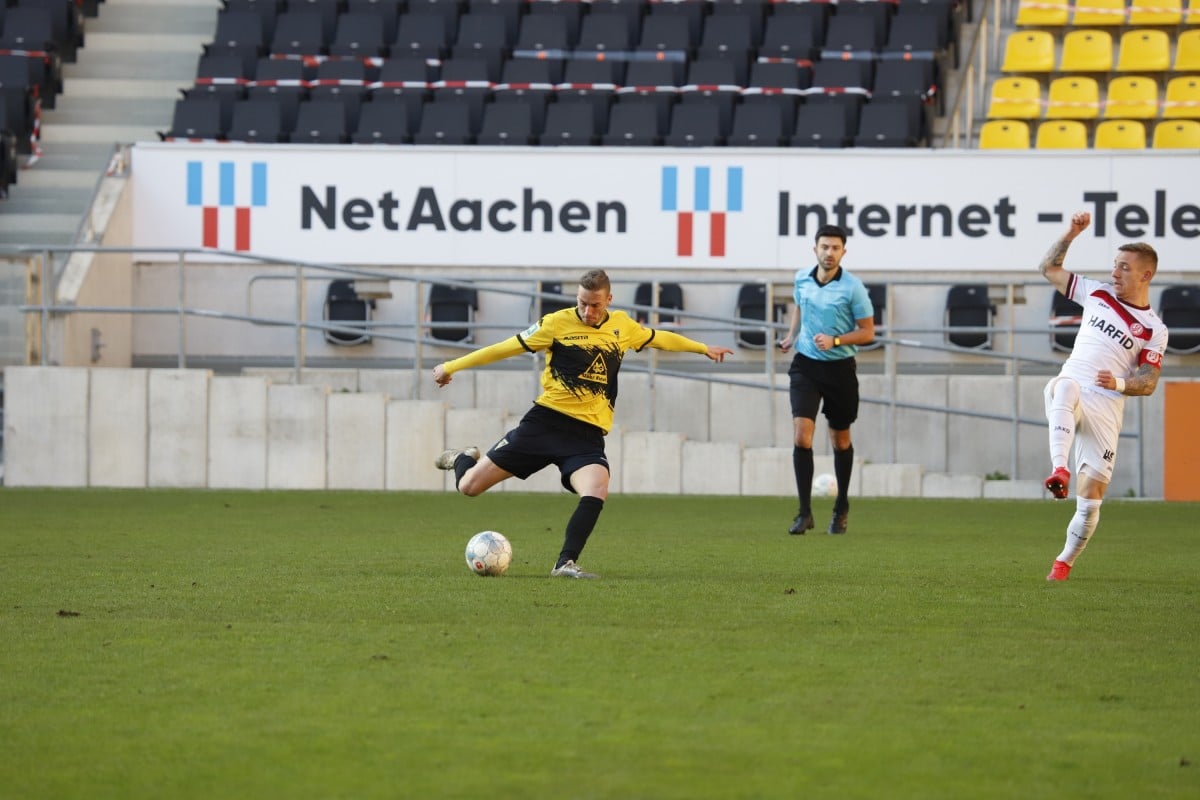 Alemannia Aachen 11 Rot-Weiss Essen