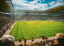 Samstags um 18 Uhr gegen Kiel