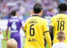 Korrektur bei Trikotproduktion