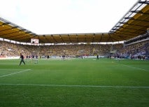 Lokalduell auf dem Tivoli 