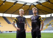 Mit kulinarischer Note: Das Karnevalstrikot 2024/2025