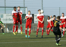 U19 siegt in Rott und bleibt oben dran