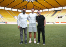 Keeper Luca Schmidt unterschreibt Profivertrag