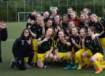 Frauen feiern Kantersieg