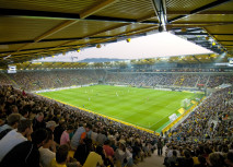 Alemannia heißt Erstsemester auf dem Tivoli willkommen