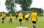 Der Ball steht im Vordergrund