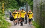 Der Ball steht im Vordergrund
