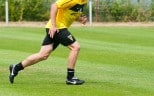 Der Ball steht im Vordergrund