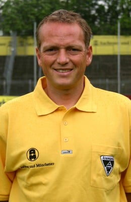  Dirk Bremser