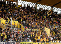 Spielanpfiff 30 Minuten später