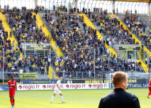 Große Kulisse beim Heimauftakt gegen Düren