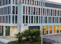 Löhe, Ernst &amp; Co. im HIT Markt am Tivoli