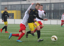 U19 führt weiter die Tabelle an