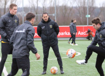 Alemannia trainiert bei VV Schaesberg