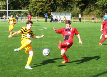 U17 bleibt Spitzenreiter auf den Fersen