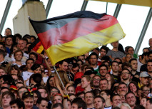 Weltmeister wird man nur im Stadion