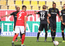 Vor heimischer Kulisse nachlegen