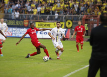 Hitziges Auftakt-Duell endet mit Niederlage