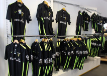 Fanshop hat wieder samstags geöffnet