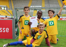 Strahlende Sieger beim actimonda Schulturnier