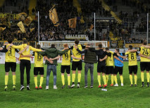 Matchworn-Trikots und Sitzschalen