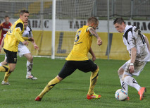 Bielefeld II trumpft am Tivoli auf