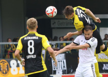Alemannia gibt Zwei-Tore-Vorsprung aus der Hand