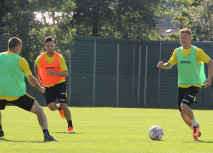 Wochenstart mit zwei Einheiten